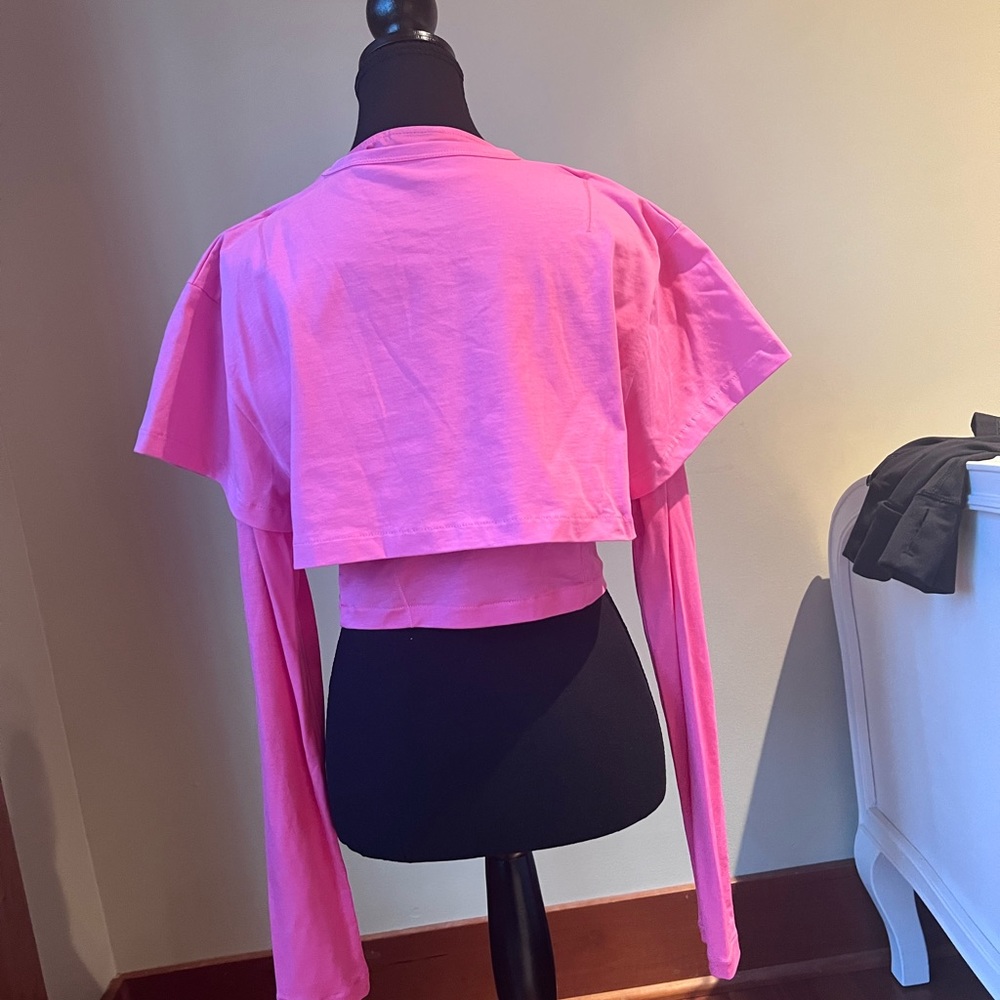 Jacquemus' 'Le Double' T-shirt - Picture 3 of 7